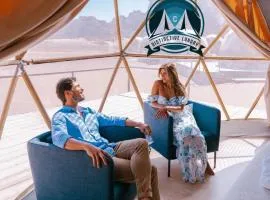 RUM DlSTINCTIVE LUXURY BUBBLE CAMP