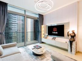 Luxury 2BR Waterfront Oasis in MarinaGate - Livbnb