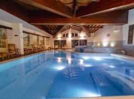 Gaarten Hotel Benessere Spa by Kleos Group Collection, hotel v destinaci Gallio