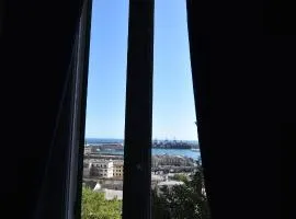 La Casa Sulla Mattonata accogliente appartamento sulla tipica creuza genovese con bella vista e a due passi dalla Stazione Principe