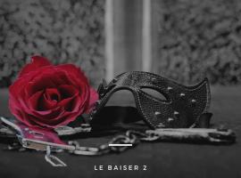 Le baiser 2 Love room du plaisir interdit, hotel en Saint-Arnoult