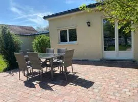 La Dolce Vita familiale - 6 personnes - parking - wifi - jardin 9 minutes des plages