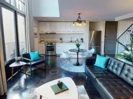 Heart of Cloverdale Loft - Free Gated Parking