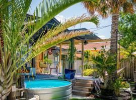 World Solo Travel's Welcomed At St Pete Home, δωμάτιο σε οικογενειακή κατοικία σε St Petersburg