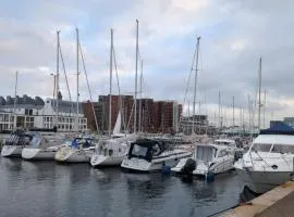 Bo på båt Centralt i Helsingborg