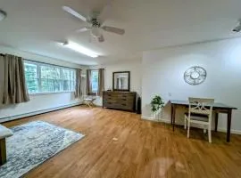 Lakeside Serenity Cabin watersports Family