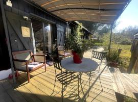 La grange sous les pins landais, khách sạn ở Pissos