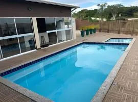 Casa do Lago Resort - luxo, lazer e privacidade, acomoda até 20 pessoas