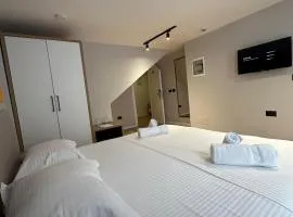 Bel Ami Tirana 2