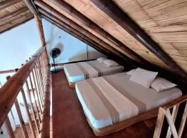 Bamboo House - Manuel Antonio