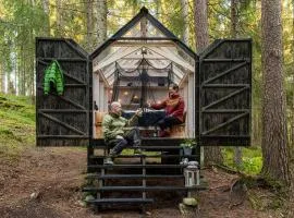 Wood Wise Glasshouse Glamping