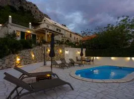 New Villa OLE, stone house, sea view, jacuzzi