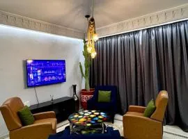 Lux apt, Prime location, Jacuzzi