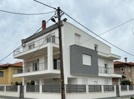 Adoniss apartmentss 1, Hotel in Paralia Dionisiou