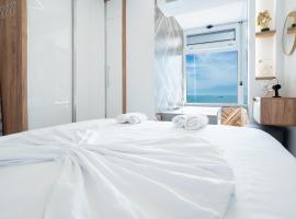 The Blue Pearl Apartment, hotel in Durrës