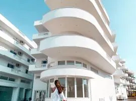 CAPTAIN'S RESIDENCE