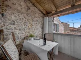 2 Bedroom Amazing Home In Pirovac