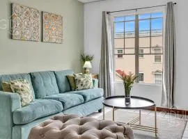 Comfy & Cozy Apartment in Col Escalon