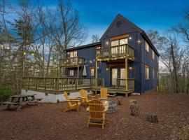 Resort Getaway - Golf, BMX trail, Hot Tub & Arcade!, hotel v destinaci Basye