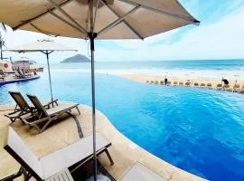 Park Royal Depto de Lujo Frente Playa