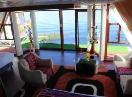 Titicaca Aruntawi Lodge Peru