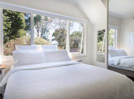 Balcombe Retreat Mornington, homestay in Mornington