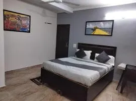 CR Residency - Near Us Embassy Chanakyapuri