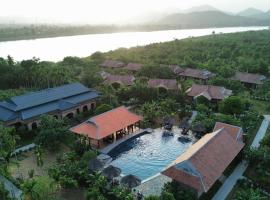 Hue Ecolodge, Resort in Huế