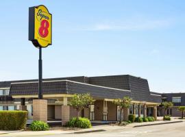 Super 8 by Wyndham Eureka, hotel em Eureka