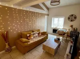 Appartement centre ville , type 3 , parking , proche gare
