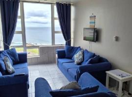 Peacehaven's Top Floor Gem 703, hótel í Scottburgh