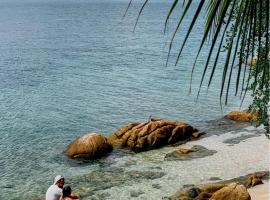 P.D. Beach Resort، فندق في كو تاو