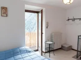 Casa La Lanterna nelle Alpi Orobiche