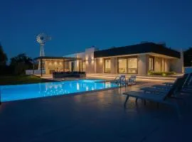 Casadi Luxury Villa