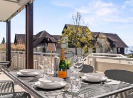 STAYS Hafenblick direkt am See, hotel in Hagnau