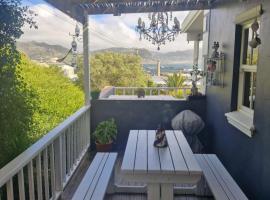 Jamieson Hide Away, hotel v destinaci Simonʼs Town