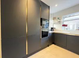 2 Bed Modern Luxury House