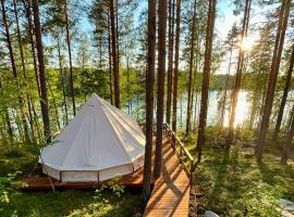 Alaska Glamping Linnansaari, campismo de luxo em Savonlinna