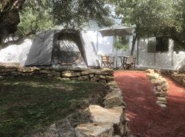 Barreira Beachfront Tents 8, Hotel in Kalamata