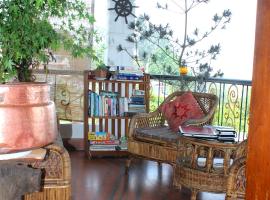Mansarover Home Stay, parkolóval rendelkező hotel Kalimpongban