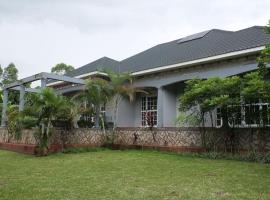 Berea - Cozy countryside haven, hotel v destinaci Nakisunga