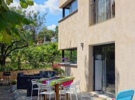 Le Clos Saint Elme, pensiune din Collioure