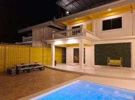 The Yellow House Poolvilla