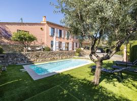 Villa Flore - Panoramic Sea View by Halldis, hotel v destinaci Vallauris