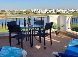 Modern Townhouse with Amazing Views, hotel din Torre-Pacheco