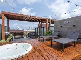 Cobertura com jacuzzi a 130m da praia de Tambaú