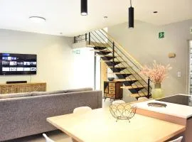 Rustic Hills #7 Self-catering
