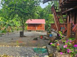 la bamba, cabaña barracuda, campamento en Nuquí