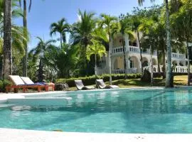 Villa Quebrada Estate