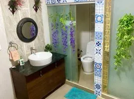 Villa de dunes 369 Cherry Croft-Premium Pent house with Hot bath Tub near ECity